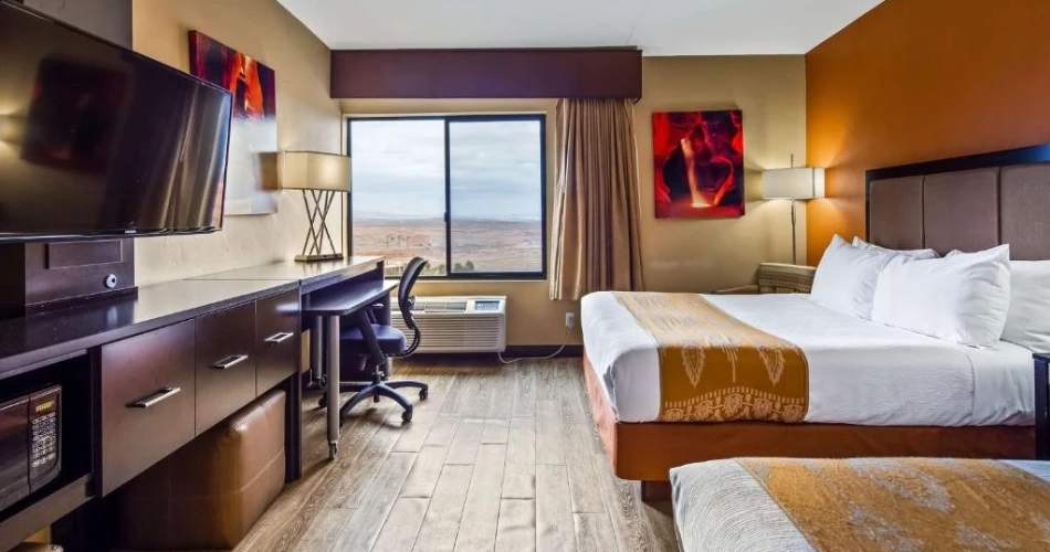 Luxury, Comfort, and Budget Stays Near Antelope Canyon, AZ