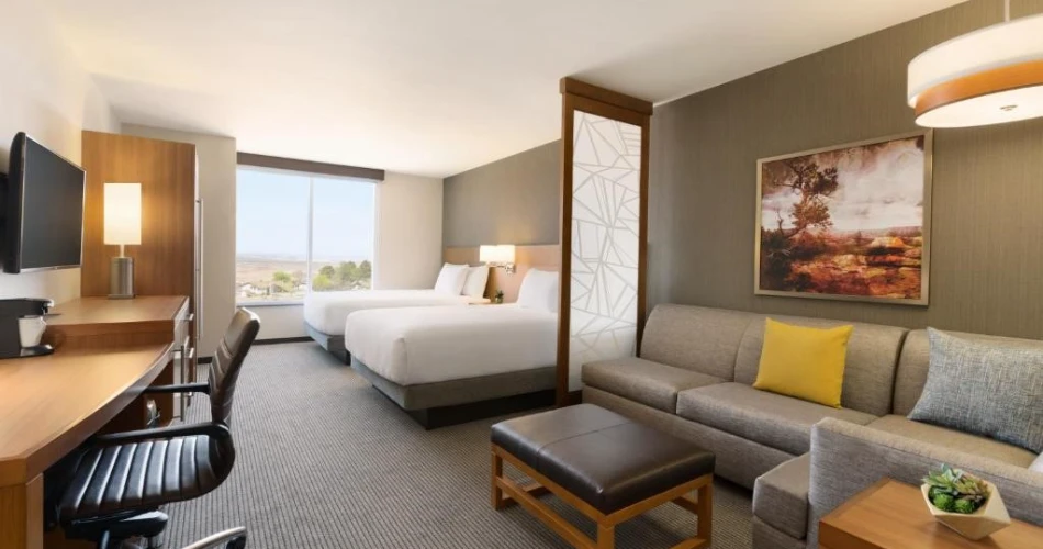 Luxury, Comfort, and Budget Stays Near Antelope Canyon, AZ