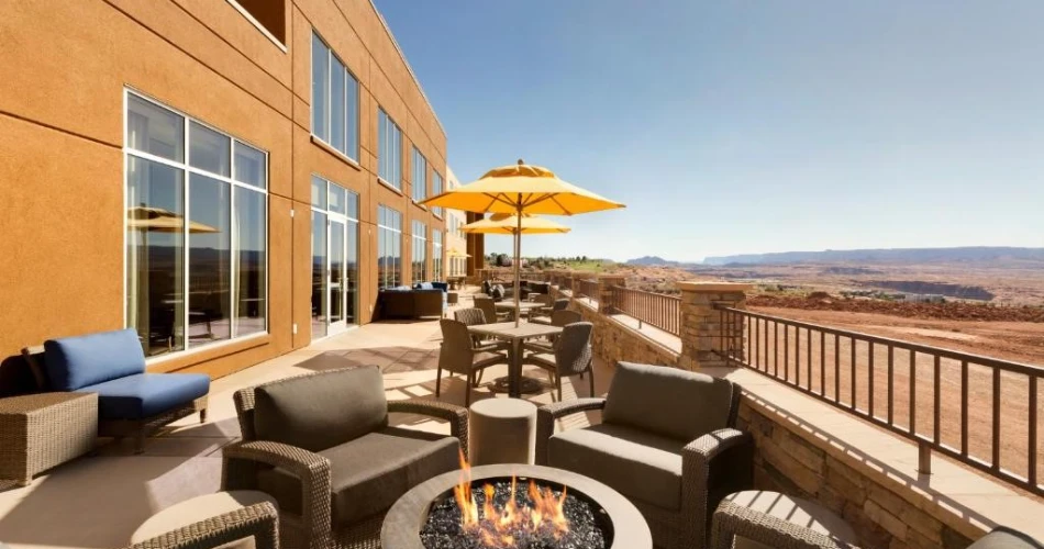 Experience Comfort and Convenience with Antelope Canyon Lodging