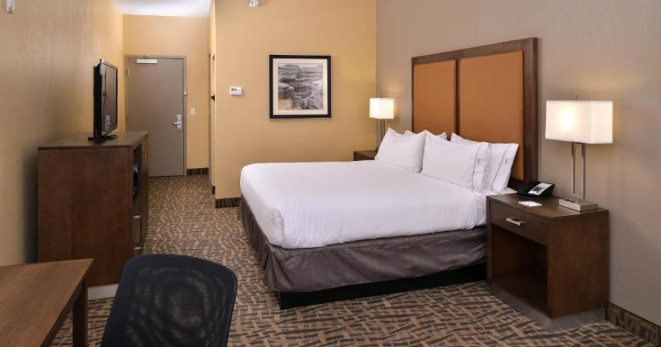 Where to Stay Near Lower Antelope Canyon: Top Hotel Options