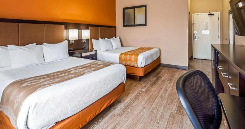 Lodging Near Antelope Canyon: Hotels, Cabins, and Campgrounds