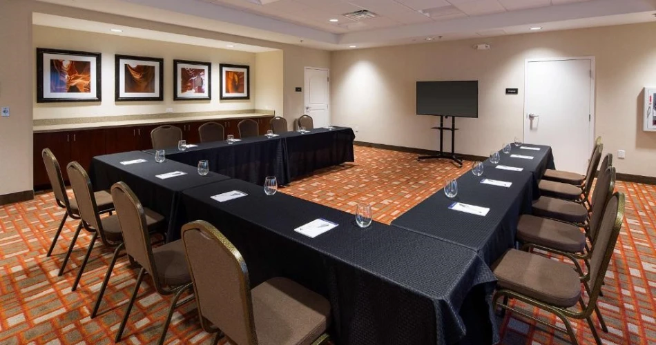 Stay Close to the Beauty: Best Places Near Antelope Canyon, AZ